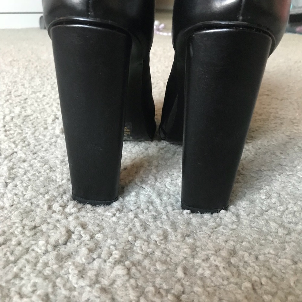 Steve Madden Peep Toe Mesh Booties - Picture 4 of 7